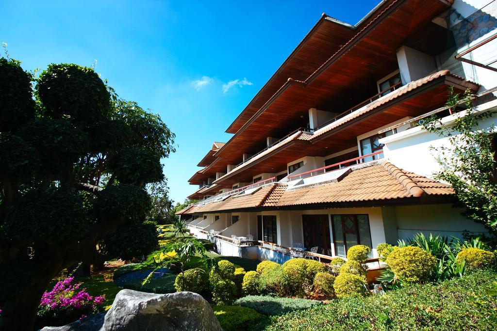 Phuripimarn Penthouse Pak Chong Exteriör bild
